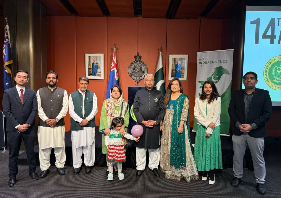 A group of people standing in front of flags

AI-generated content may be incorrect.