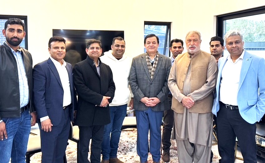 A group of men standing together

AI-generated content may be incorrect.