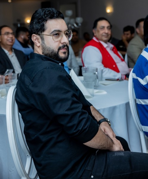 A person sitting in a chair

AI-generated content may be incorrect.