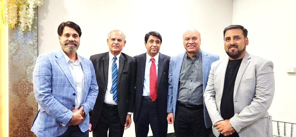 A group of men in suits

AI-generated content may be incorrect.