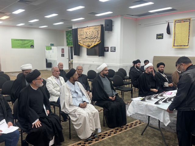 A group of men sitting in chairs

AI-generated content may be incorrect.