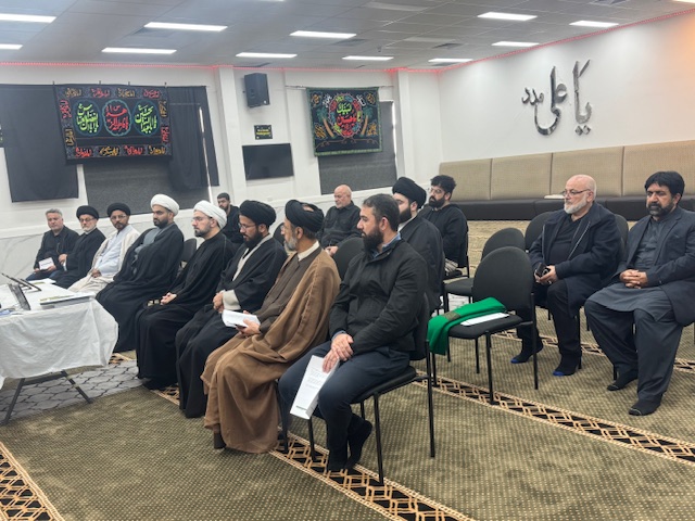 A group of men sitting in chairs

AI-generated content may be incorrect.