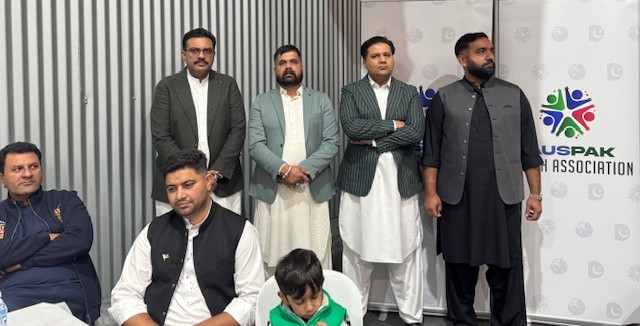 A group of men standing together

AI-generated content may be incorrect.